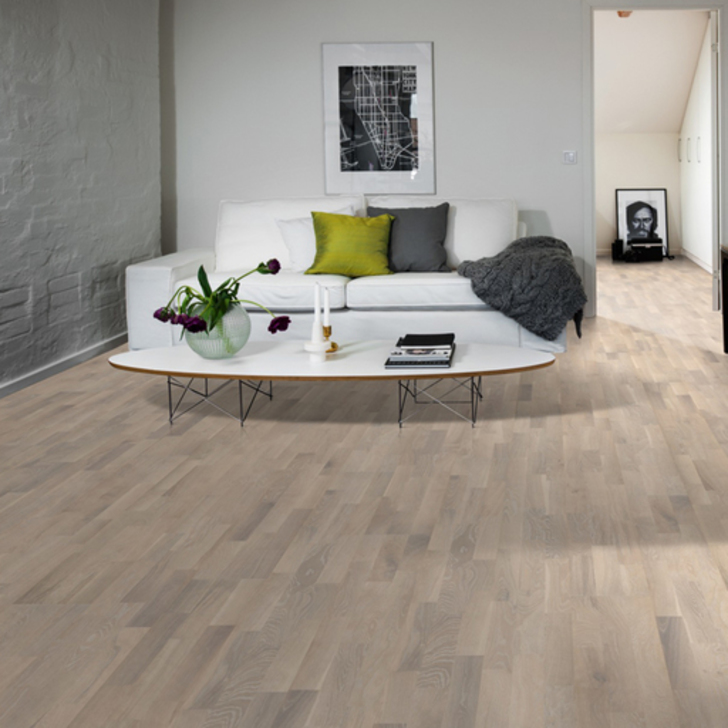 Kahrs Harmony Pale Engineered Oak Flooring, Natural, Brushed, Matt Lacquered, 15x3.5x200mm Image 2