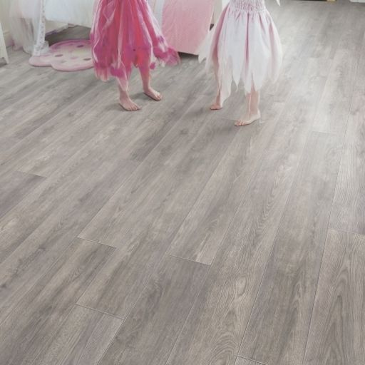 Elka Pebble Oak, Aqua Protect, Laminate Flooring, 8mm Image 2