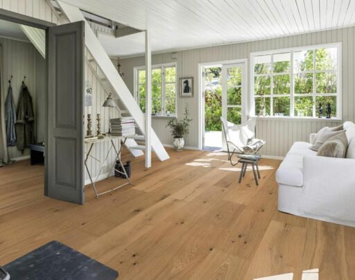 Kahrs Royal Schonbrunn Engineered Oak Flooring, Rustic, Brushed & Oiled, 305x18x2400mm Image 3