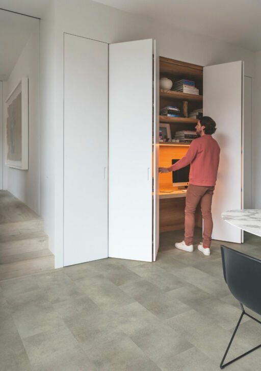 QuickStep Alpha Oro Base, Concrete Rock Vinyl Flooring, 303x4x610mm Image 1