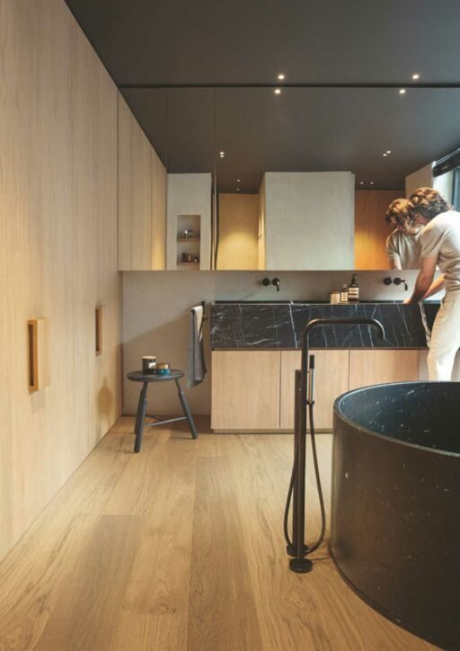 QuickStep Cascada Light Chesnut Oak Engineered Flooring, Extra Matt Lacquered, 190x13x1820mm Image 1