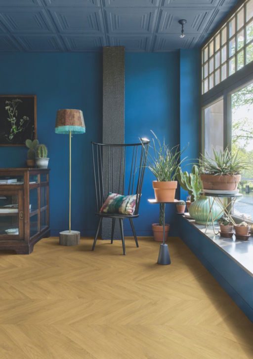 QuickStep Impressive Patterns Chevron Oak Natural Laminate Flooring, 8mm Image 4