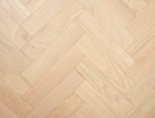 Selundra Engineered Oak Flooring, Herringbone, Invisible, Smooth, Rustic, UV Oiled, 90x15x400mm Image 1