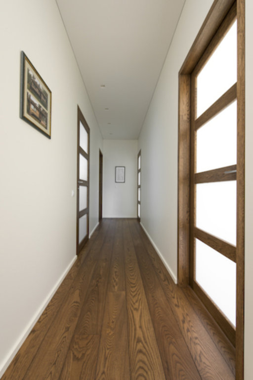 Tradition Walnut Engineered Flooring, Rustic, Oiled, 180x14.5mm Image 4