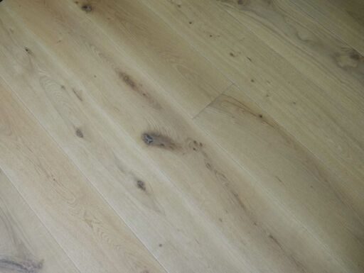 Tradition Engineered Oak Flooring, Rustic, Invisible Oiled, 190x14x1900mm Image 3