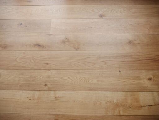 Tradition Engineered Oak Flooring Rustic, Lacquered, 190x20x1900mm Image 3