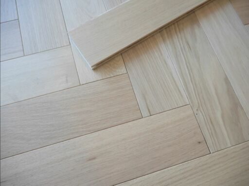 Tradition Engineered Oak Parquet Flooring, Herringbone, Prime, Invisible Oiled, 90x15x400mm Image 1