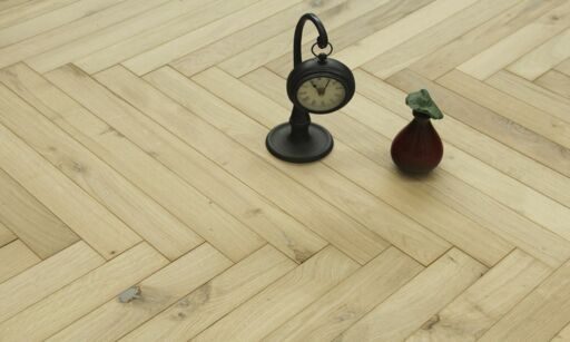 Tradition Select Engineered Oak Herringbone Flooring, Unfinished 60x20x640mm Image 2