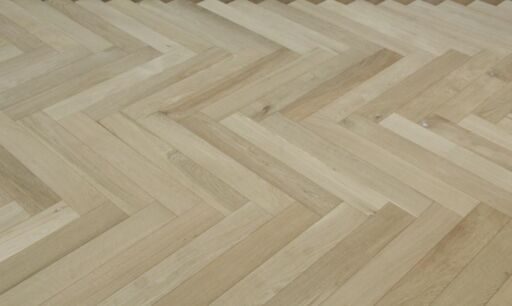 Tradition Select Engineered Oak Herringbone Flooring, Unfinished 90x20x550mm Image 2