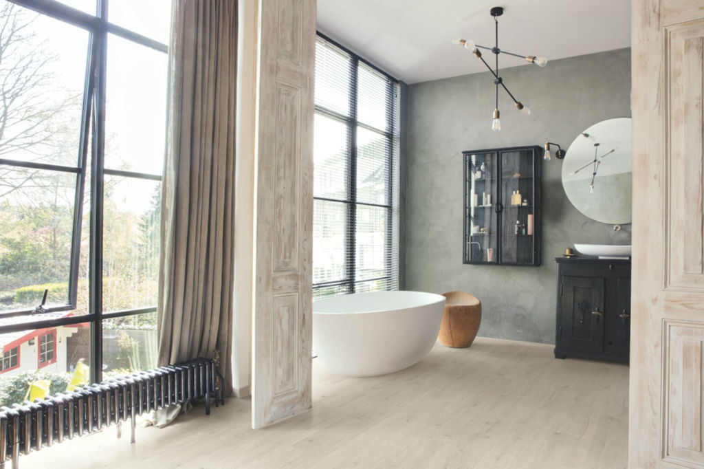 QuickStep Capture Soft Patina Oak Laminate Flooring, 9mm
