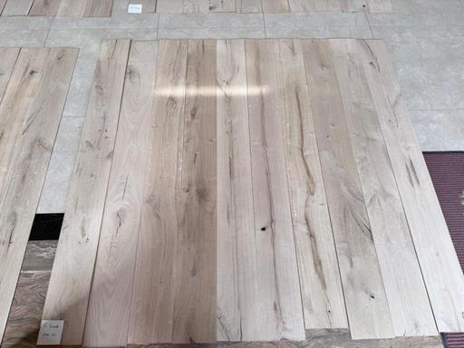 V4 Wood Flooring Special - T&G Oak Rustic Plank 190x14/3mm, Engineered Flooring