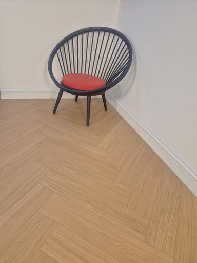 V4 Wood Flooring Hudson Veneered Herringbone (Left), 146mm x 10.4mm x 730mm