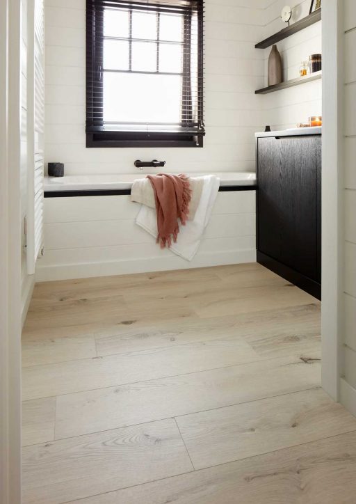 Berry Alloc Ocean Gyant Light Grey Laminate Flooring, 8mm