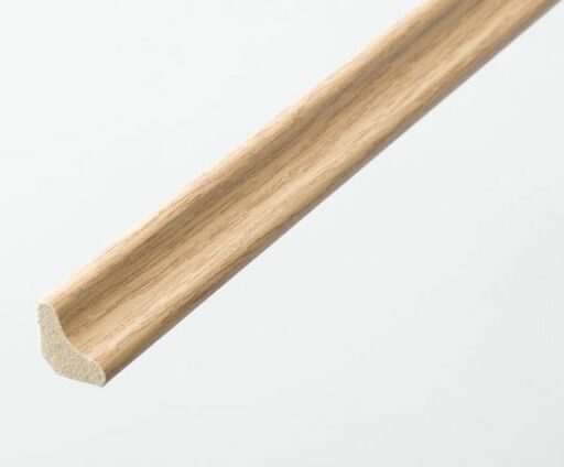 HDF Oak Scotia Beading For Laminate Floors, 18x18mm, 2.4m