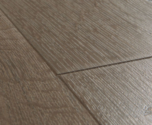 QuickStep Impressive Classic Oak Brown Laminate Flooring, 8mm Thumb