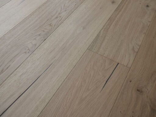 Tradition Engineered Oak Flooring, Natural, Handscraped, Oiled, 190x14x1900mm