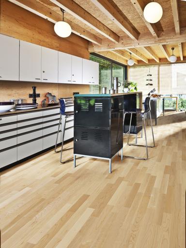 Kahrs American Naturals Hard Maple Toronto Engineered Flooring, Satin Lacquered, 200x15x2423mm