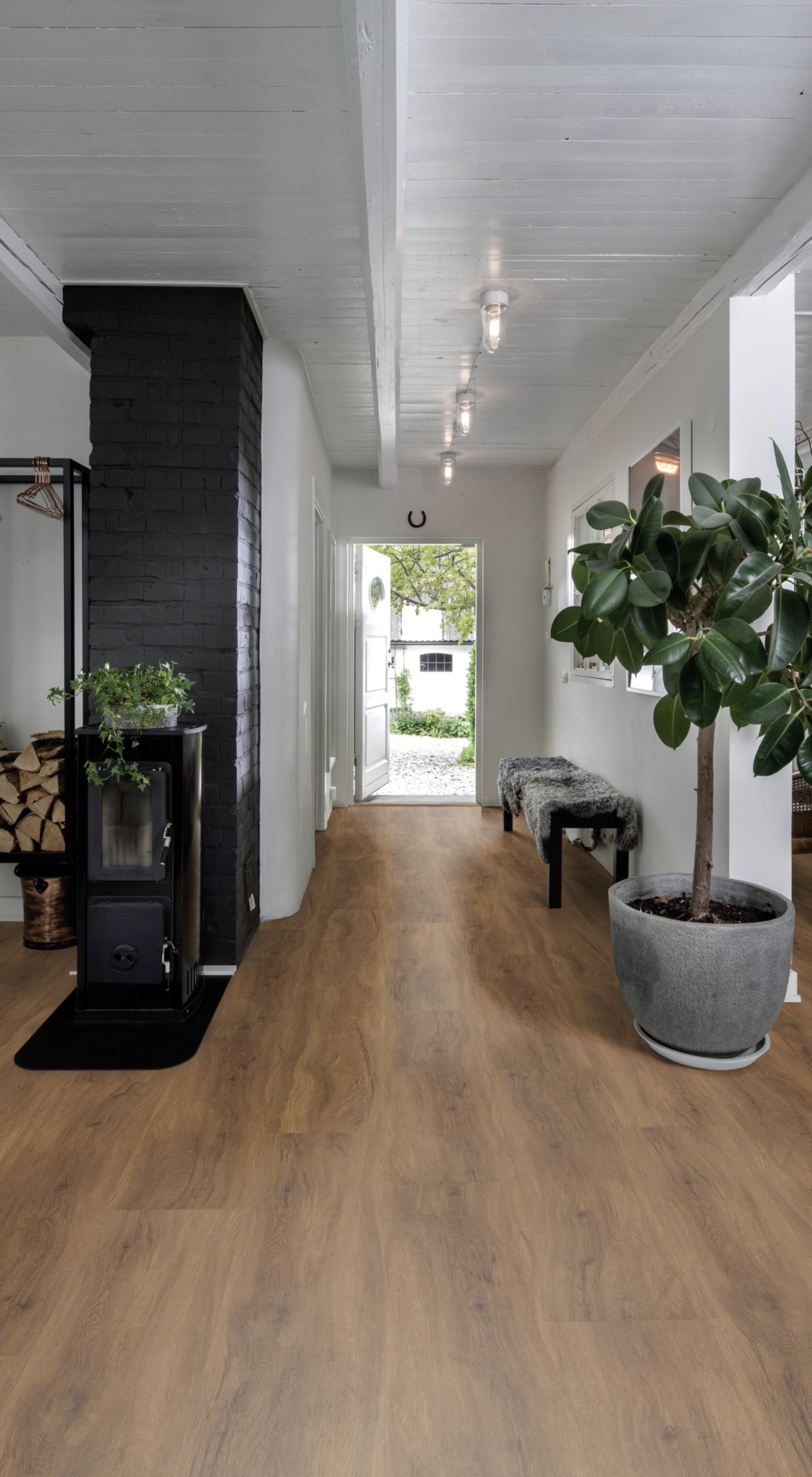 Kahrs Dry Back Wood Redwood Dry Back LVT Flooring, 229x2.5x1219mm Image