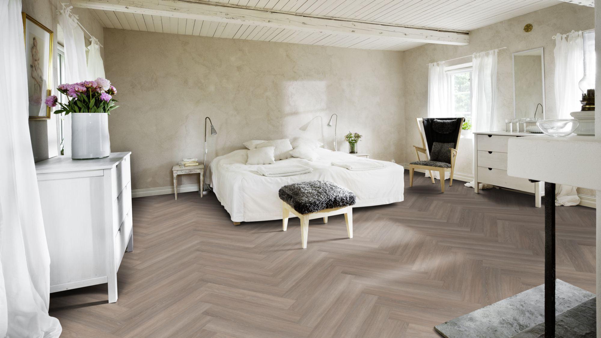 Kahrs Click Herringbone Whinfell Herringbone LVT Flooring, 120x5x720mm Image
