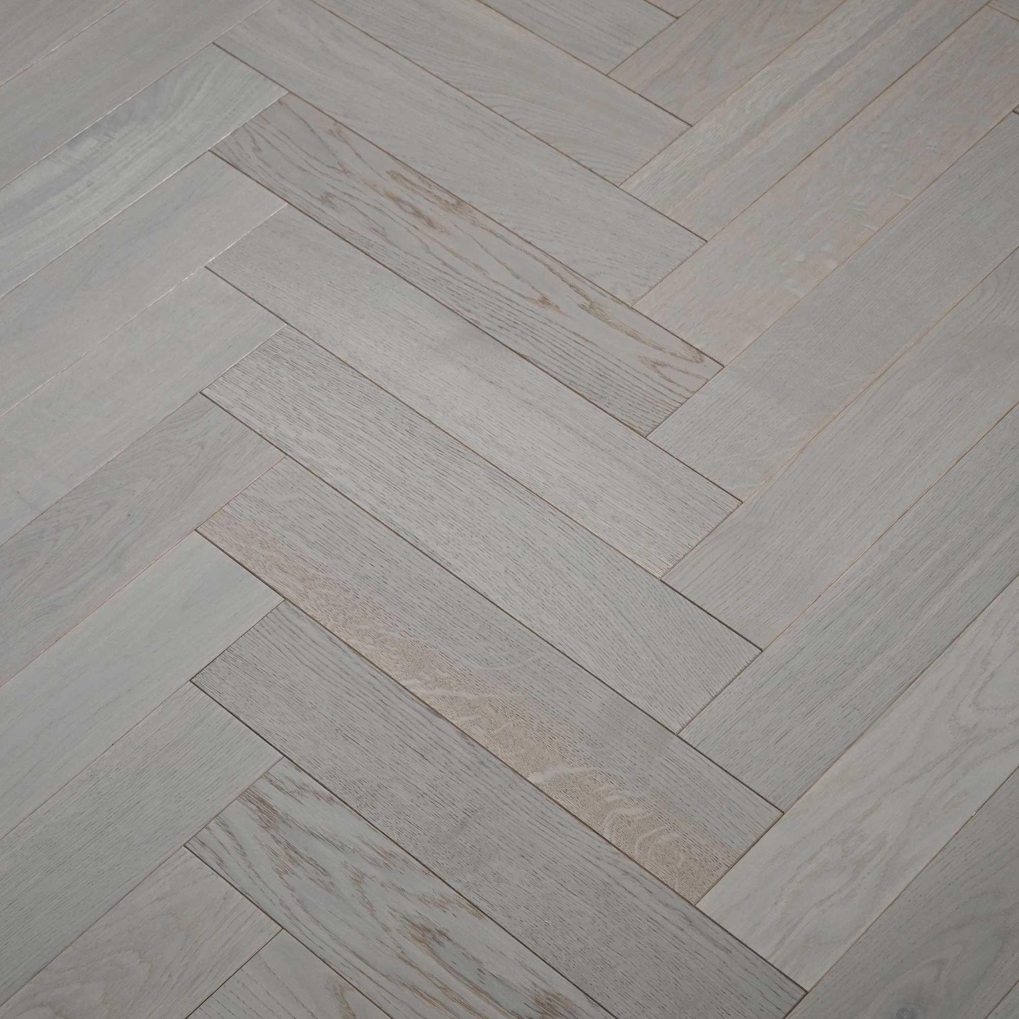 V4 Wood Flooring Misty Grey Herringbone XL (Left), Engineered, 100mm x 14mm x 500mm Image