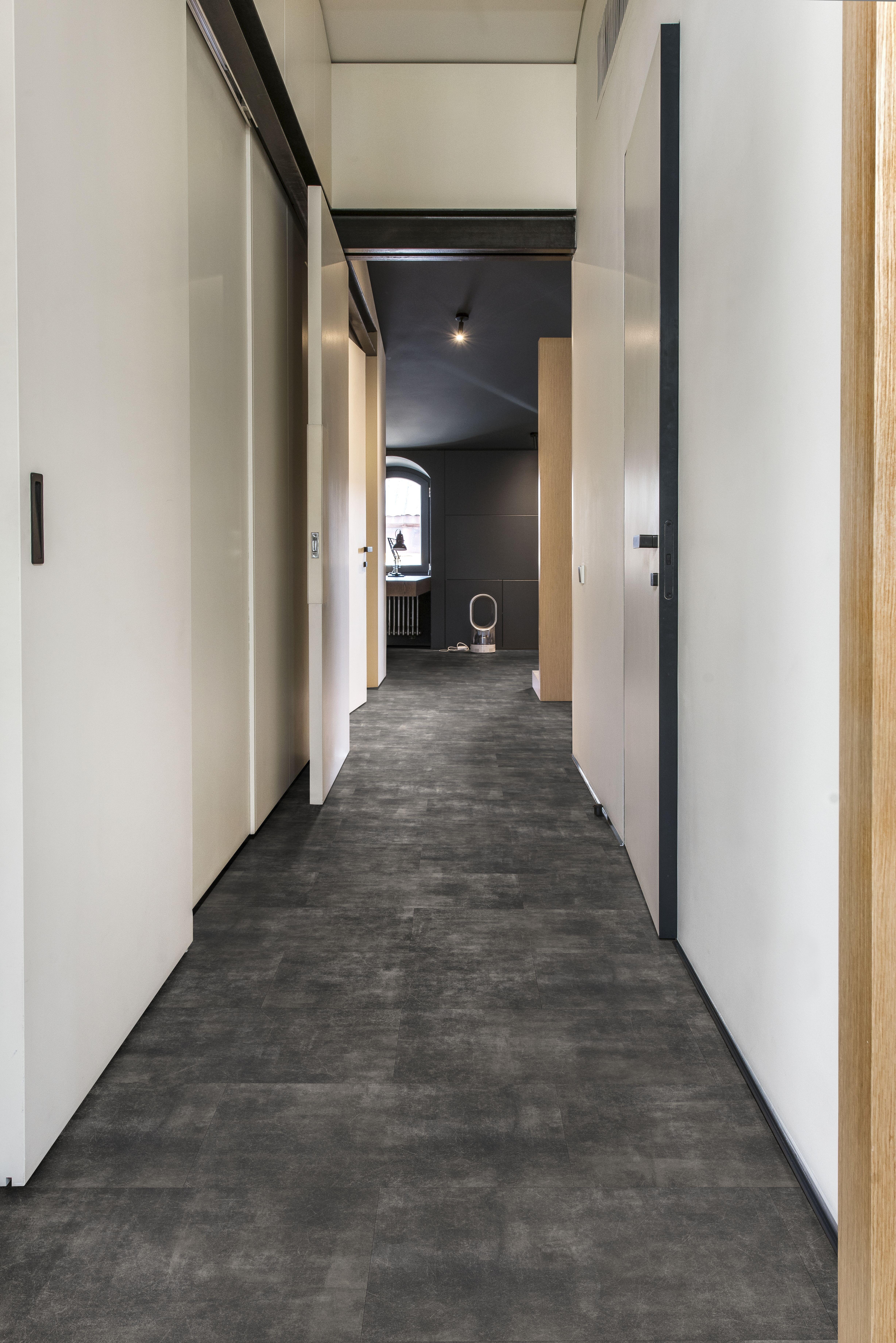 Kahrs Click 6 mm Stone Steele Click 6 Mm LVT Flooring, 300x6x600mm Image