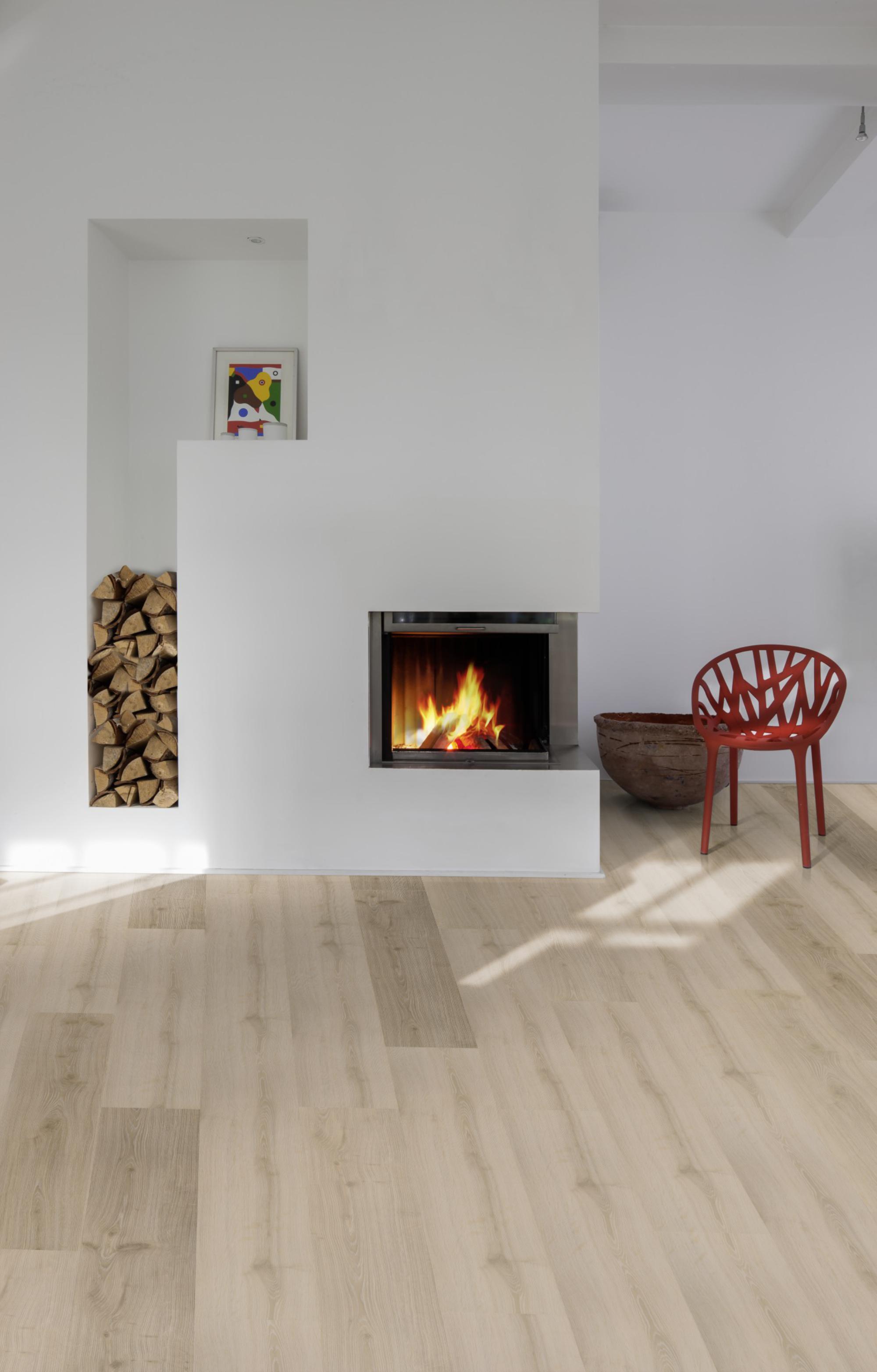 Kahrs Dry Back Wood Kilsbergen Dry Back LVT Flooring, 229x2.5x1219mm Image