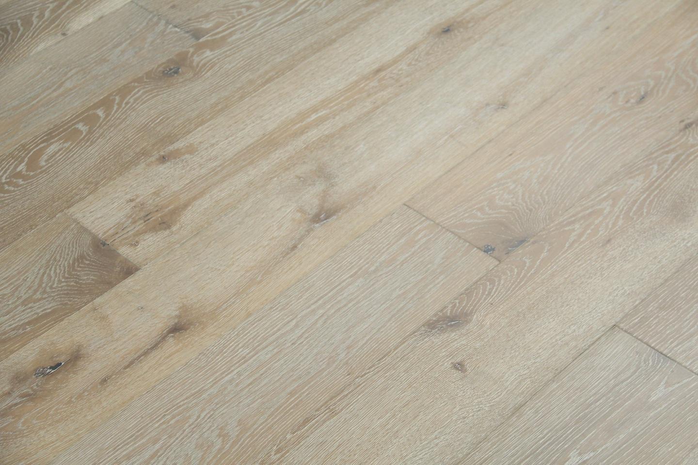 Tradition Select Engineered Oak Flooring, Smoked, Brushed, White Washed, UV Oiled, 190x15x1900mm Image