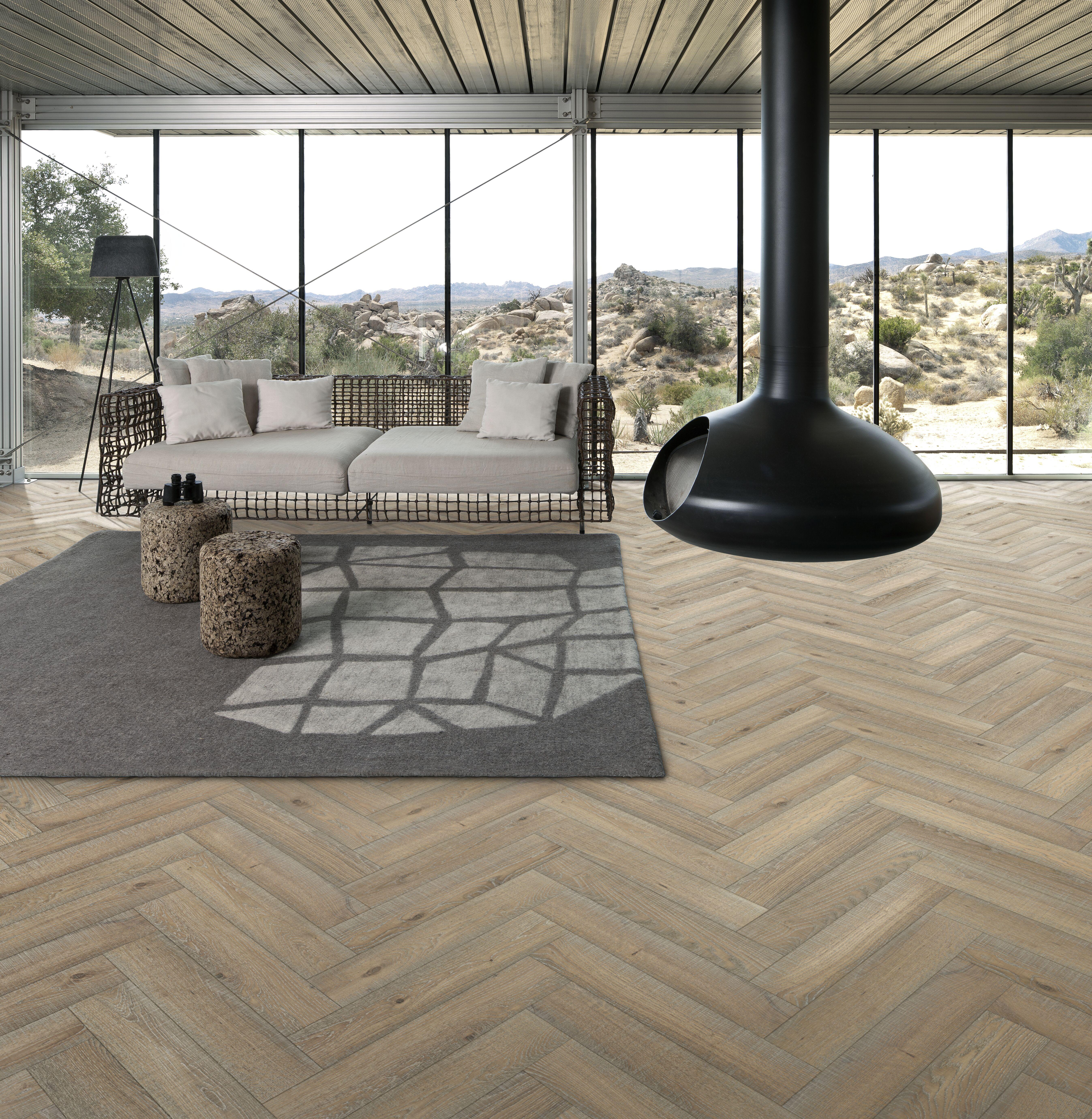 Kahrs Large Herringbone Oak Herringbone Cc Vintage White Engineered Flooring, Brushed & Oiled, 120x11x600mm Image