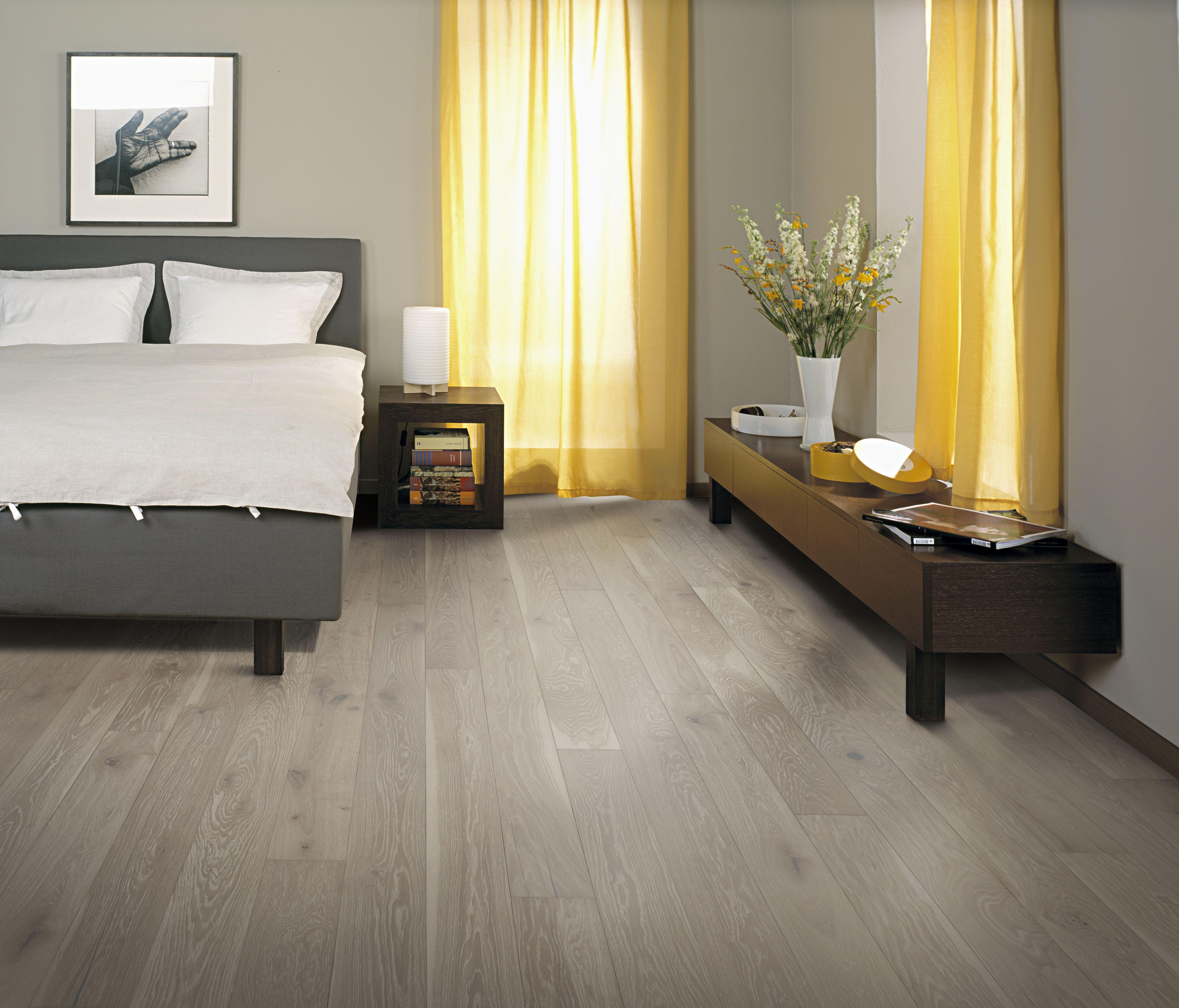 Kahrs Element Oak Cinder Engineered Flooring, Brushed & Matt Lacquered, 151x15x2420mm Image