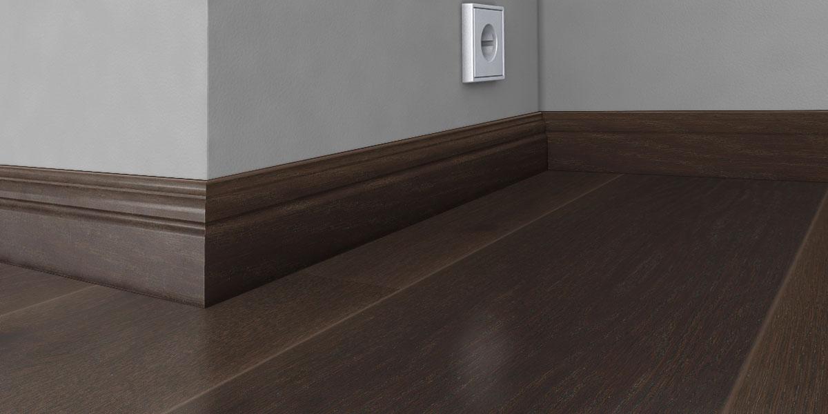 Kahrs Skirtings Solid Skirting Oak Nouveau Black, Matt Lacquered Image