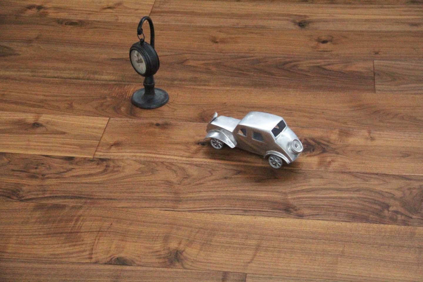 Tradition Select Engineered Walnut Flooring, UV Lacquered, 148x14x1860mm Image