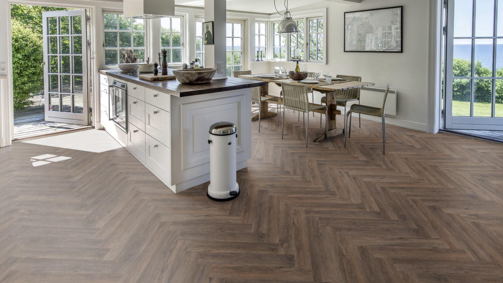Kahrs Click Herringbone Saxon Herringbone LVT Flooring, 120x5x720mm Image