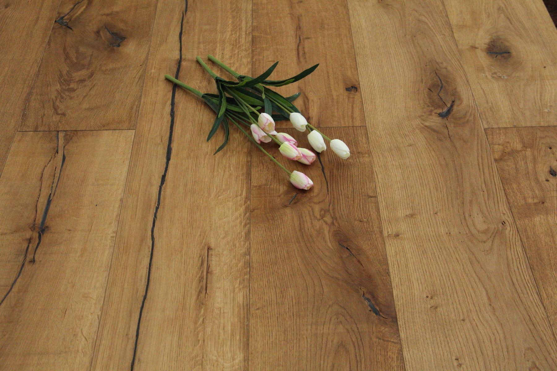 Tradition Select Engineered Oak Flooring, Bespoke, 240x15x1900mm Image