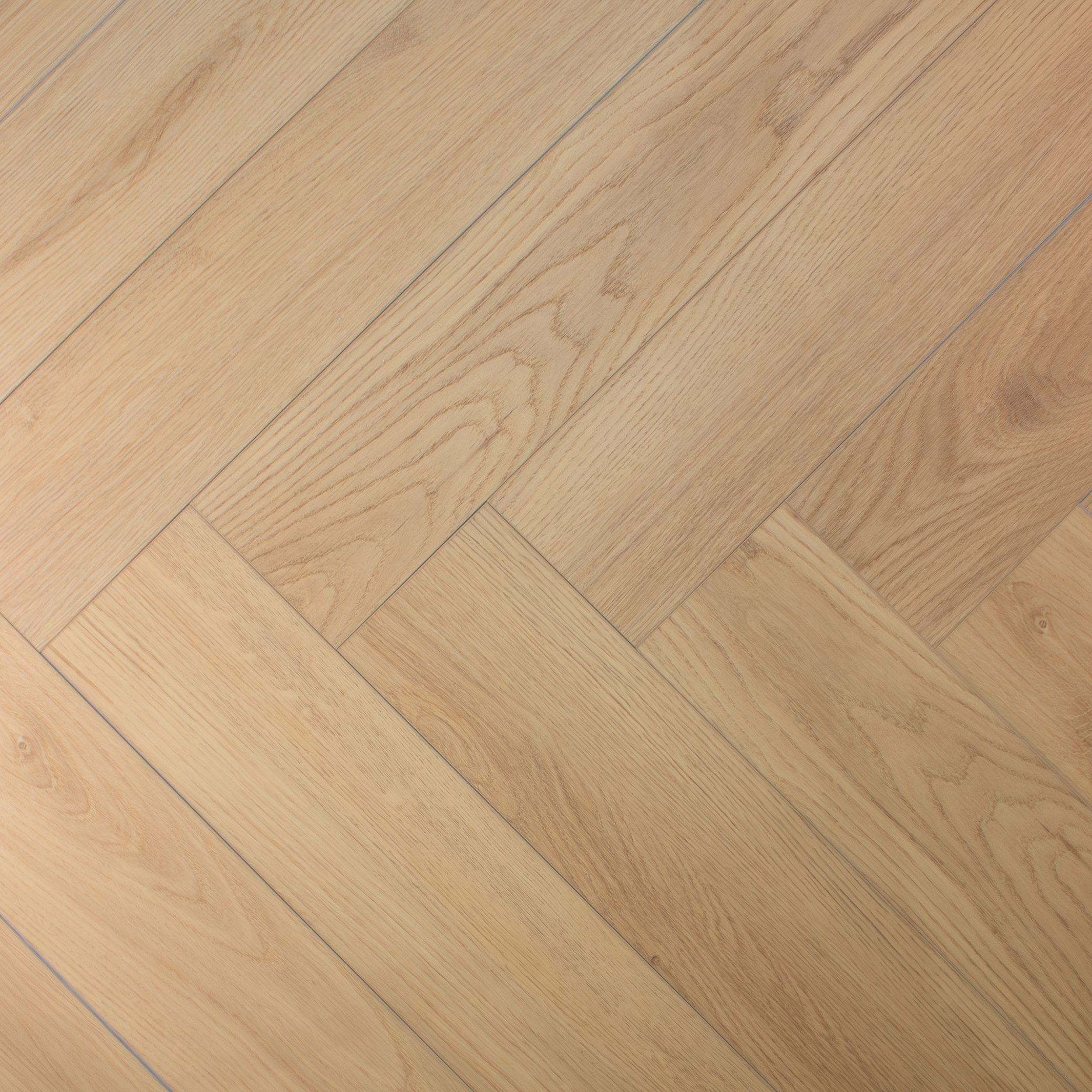 Evergreen Aqua Deluxe Savannah Oak SPC Vinyl Flooring, Herringbone, 122x5x610mm Image