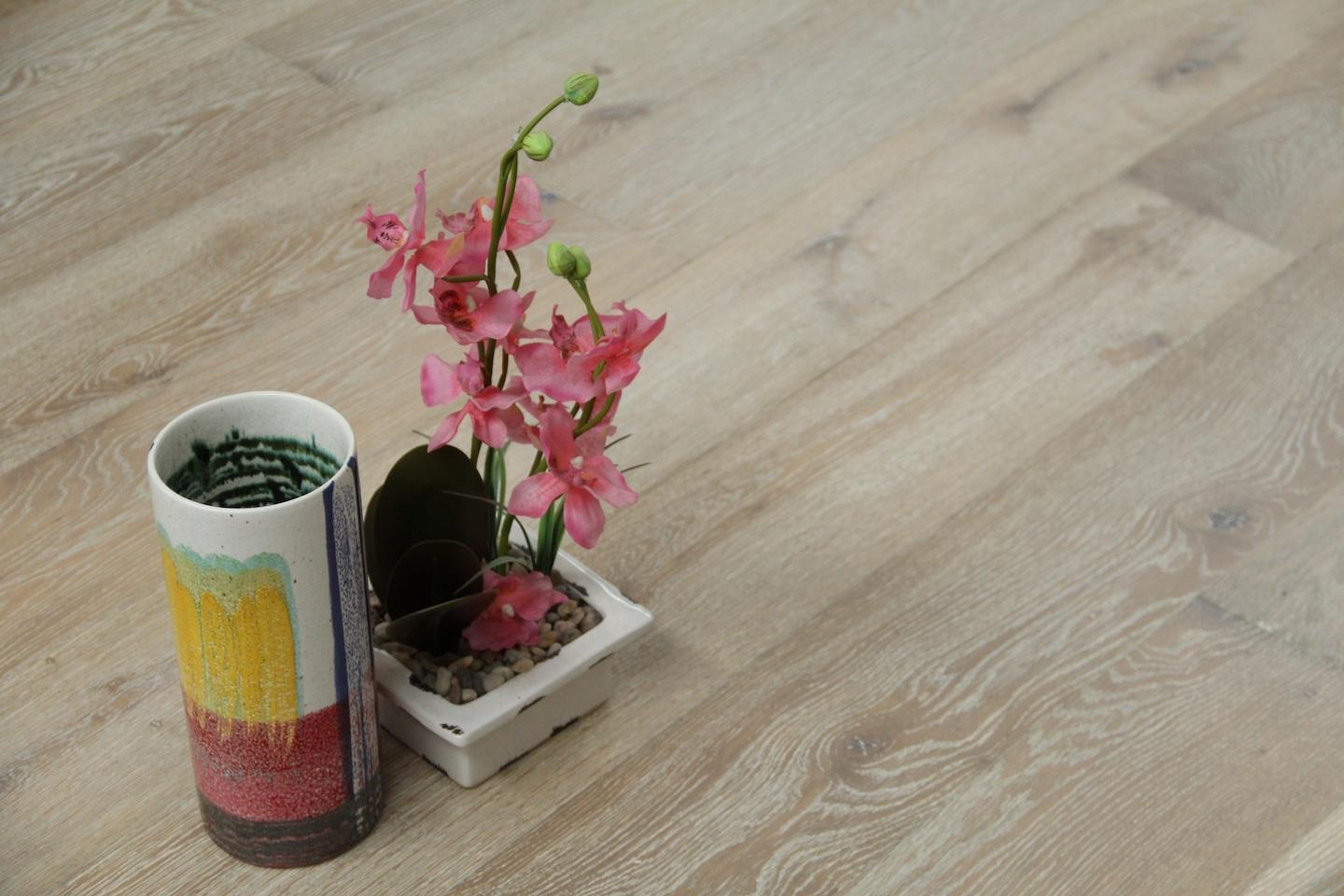 Tradition Select Engineered Oak Flooring, Smoked, Brushed, White Washed, UV Oiled, 190x15x1900mm Image