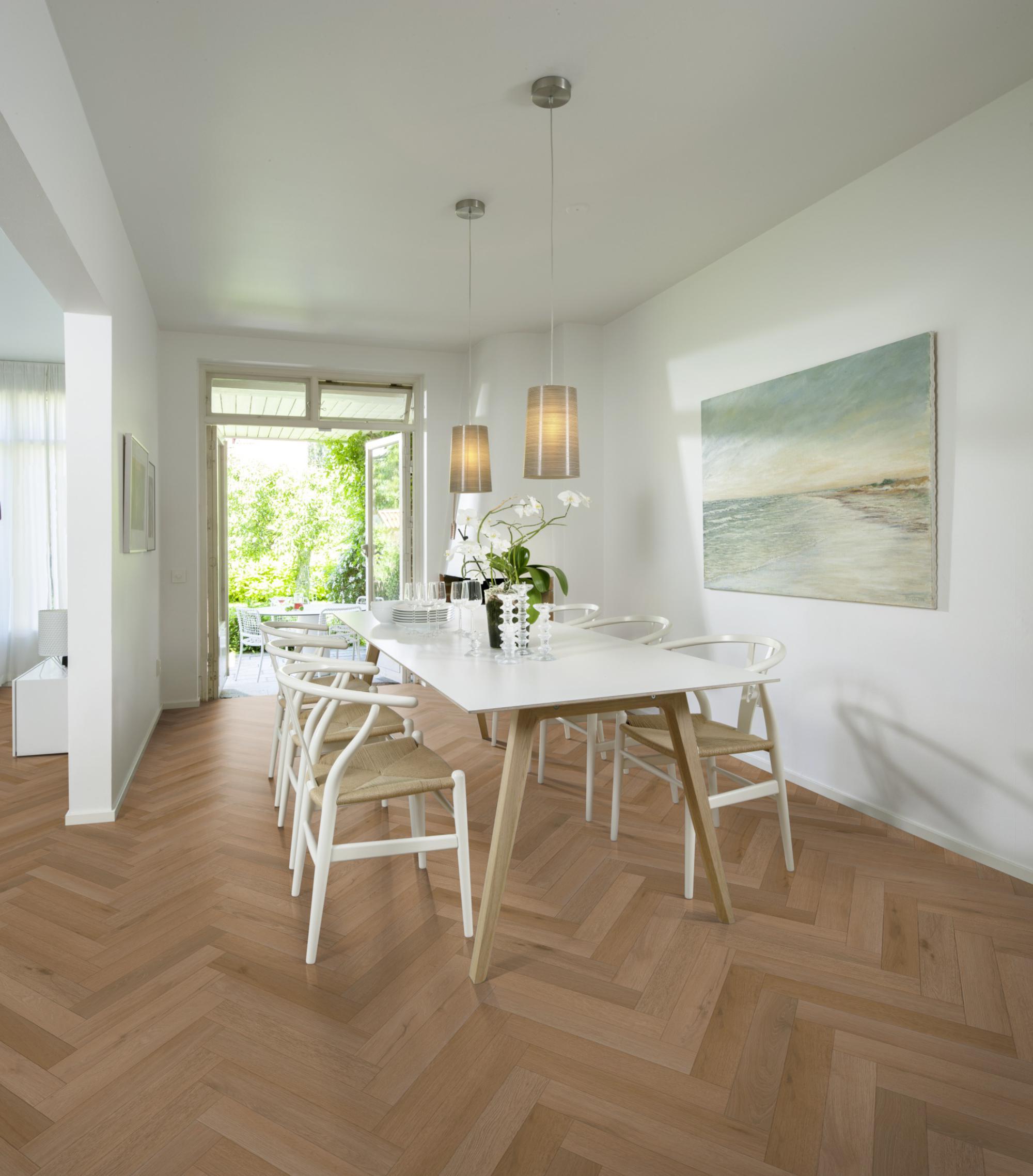 Kahrs Sensation Intention Click Herringbone LVT Flooring, 103.3x6x590.5mm Image