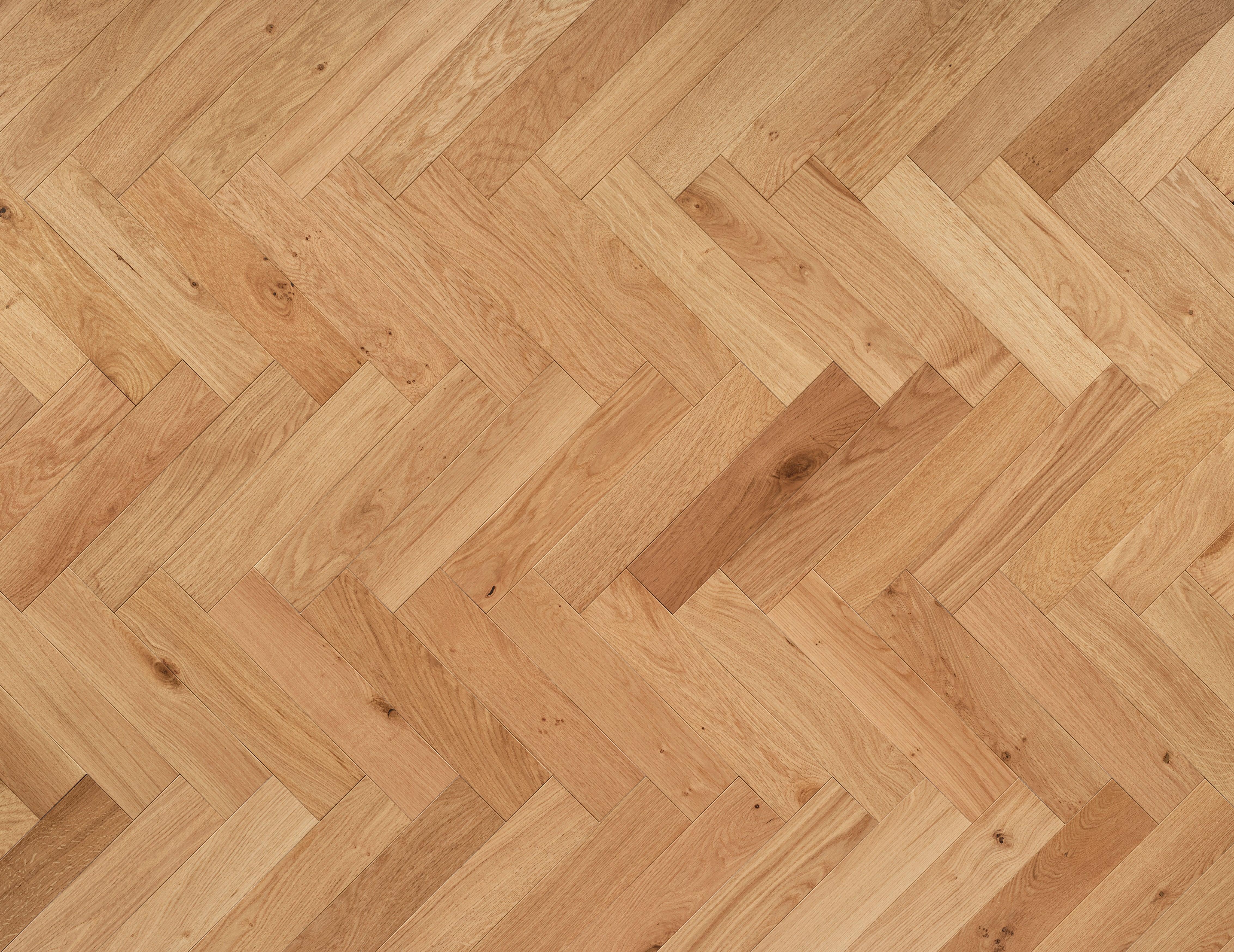 V4 Wood Flooring Natural, Engineered, 90mm x 14mm x 400mm Image