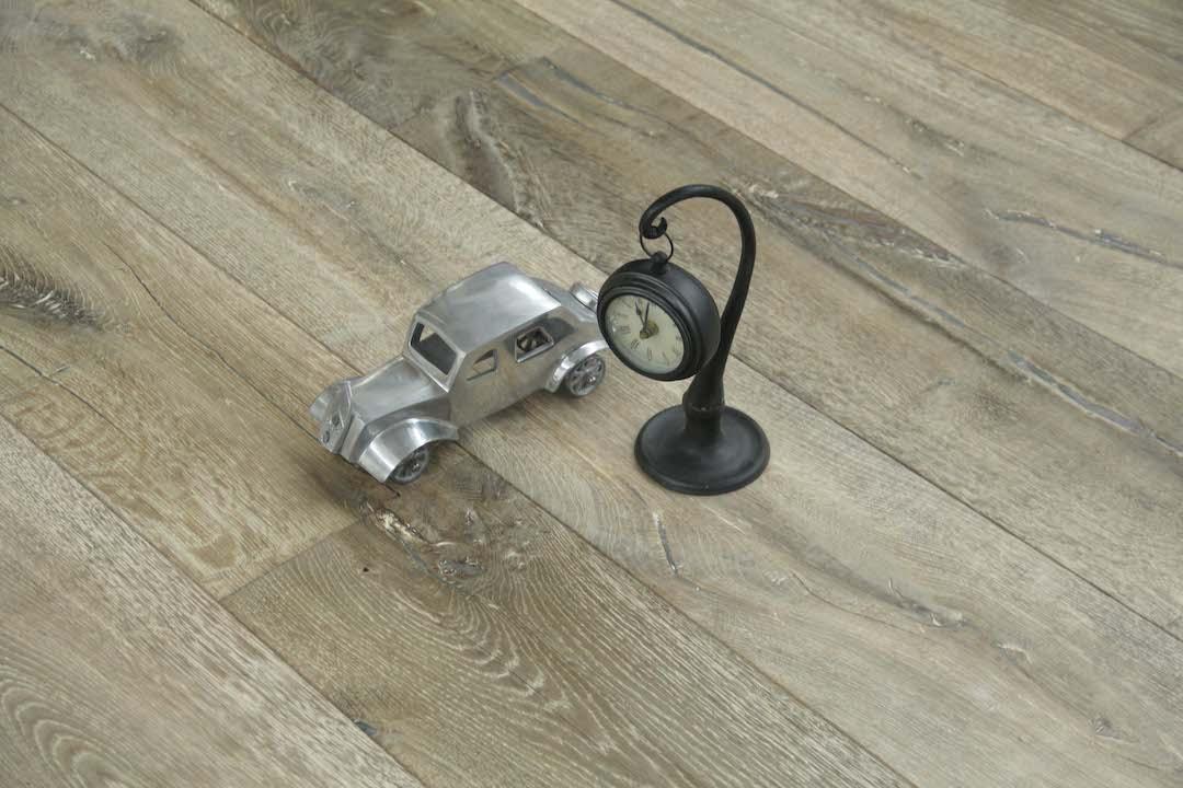 Tradition Select Engineered Oak Flooring, Bespoke, 240x15x1900mm Image