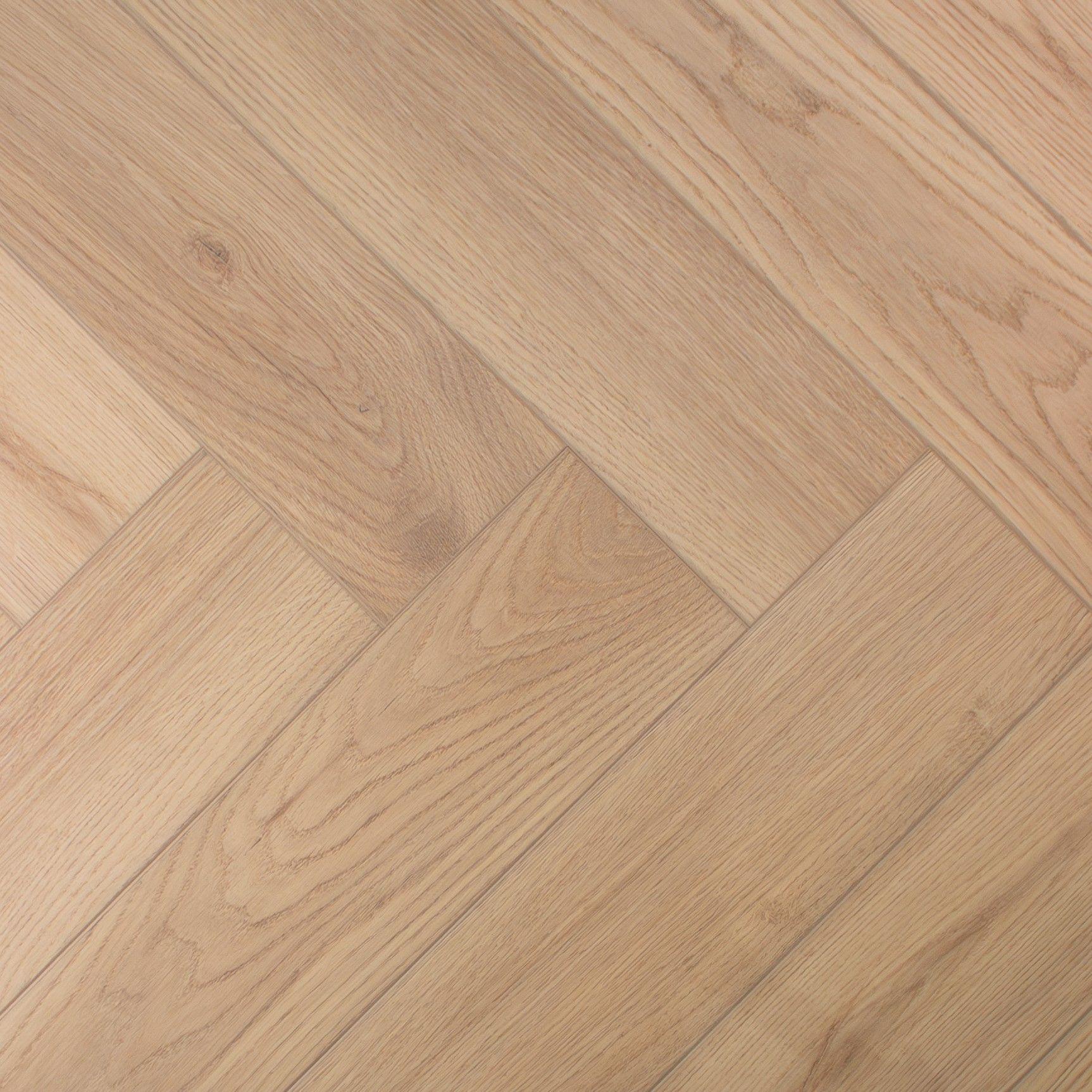 Evergreen Aqua Deluxe Pro Refined Fawn SPC Vinyl Flooring, Herringbone, 122x6.5x610mm Image