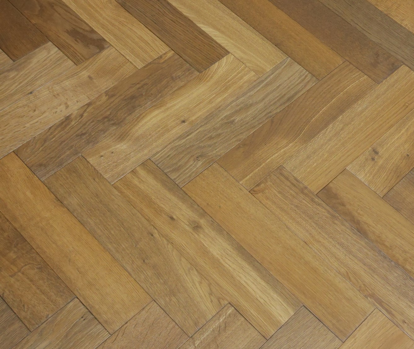 Tradition Engineered Oak Parquet Flooring, Herringbone, Smoked, Brushed & Oiled, 90x14x450mm Image