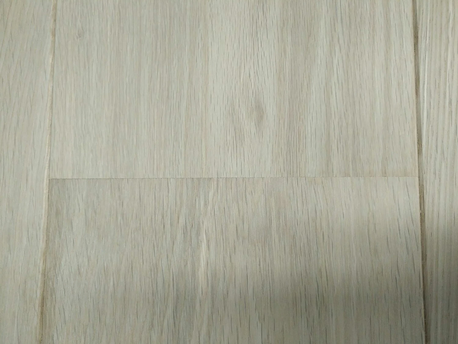 Tradition Unfinished Oak Engineered Flooring, Prime, 190x20x1900mm Image
