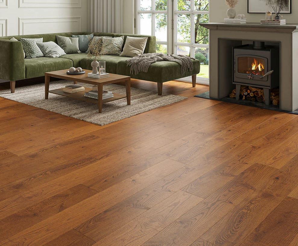Vaelthas Engineered Oak Flooring, Rustic, Golden, Brushed, UV Oiled, 190x14x1900mm Image