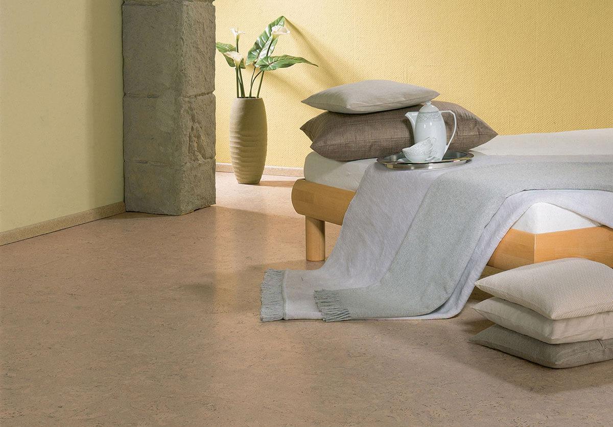 V4 Wood Flooring Amorim / Wicanders Essence Champagne Cork Plank, 295mm x 10.5mm x 905mm Image