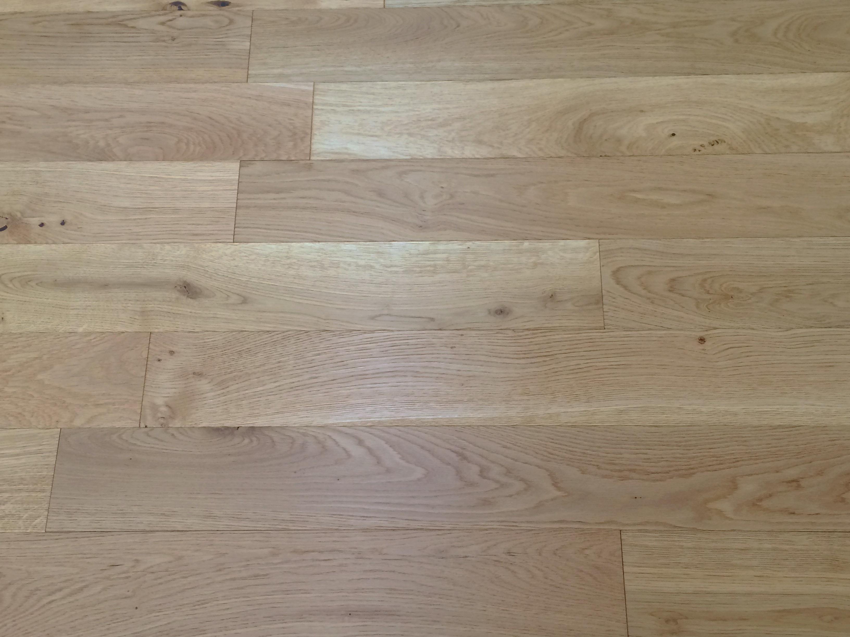 Tradition Select Engineered Oak Flooring, Brushed, UV Lacquered, 400-1500x130x18mm Image