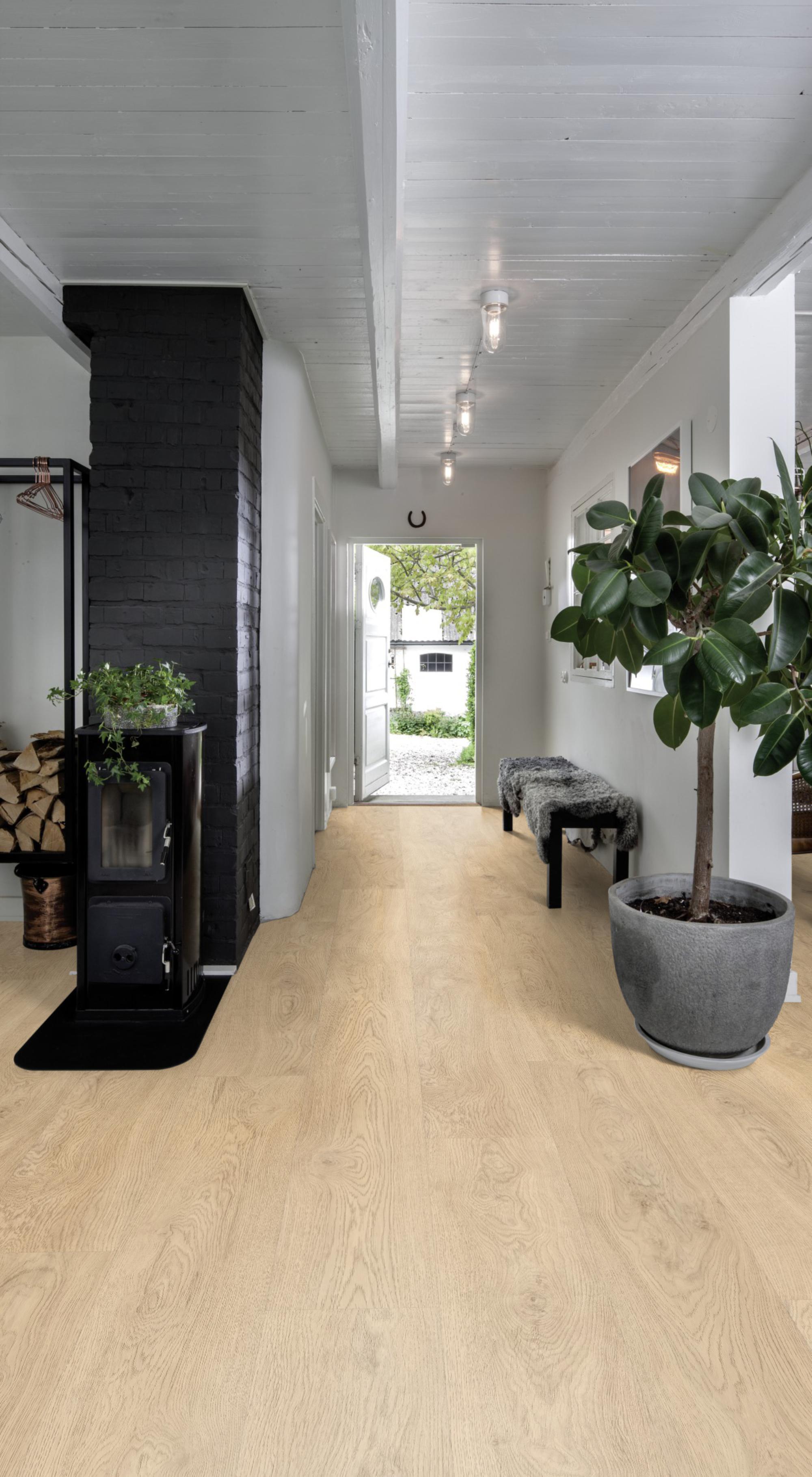 Kahrs Sensation Vision Click Plank LVT Flooring, 241.3x6x1815mm Image