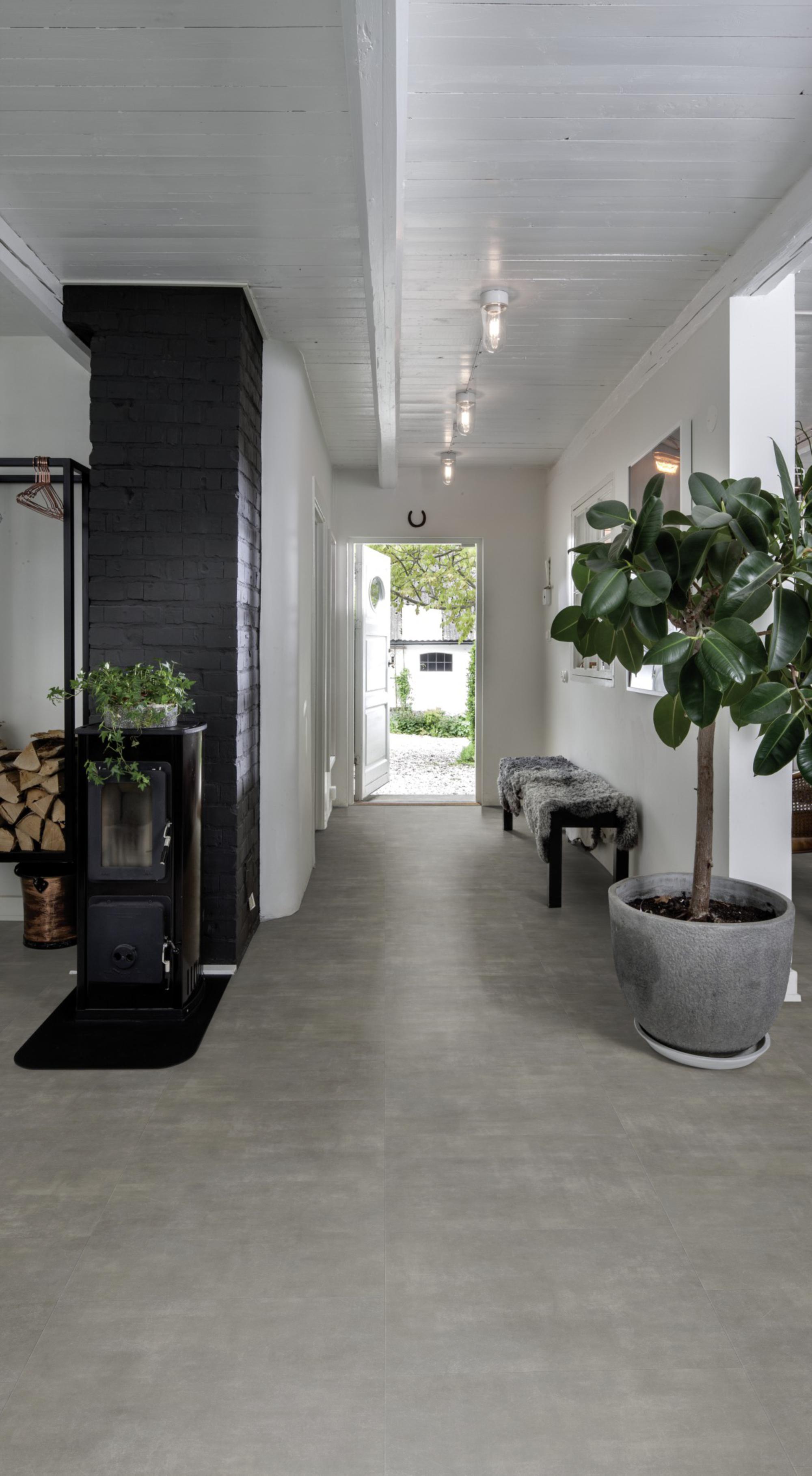 Kahrs Dry Back Stone Kebnekaise LVT Flooring, 457x2.5x457mm Image