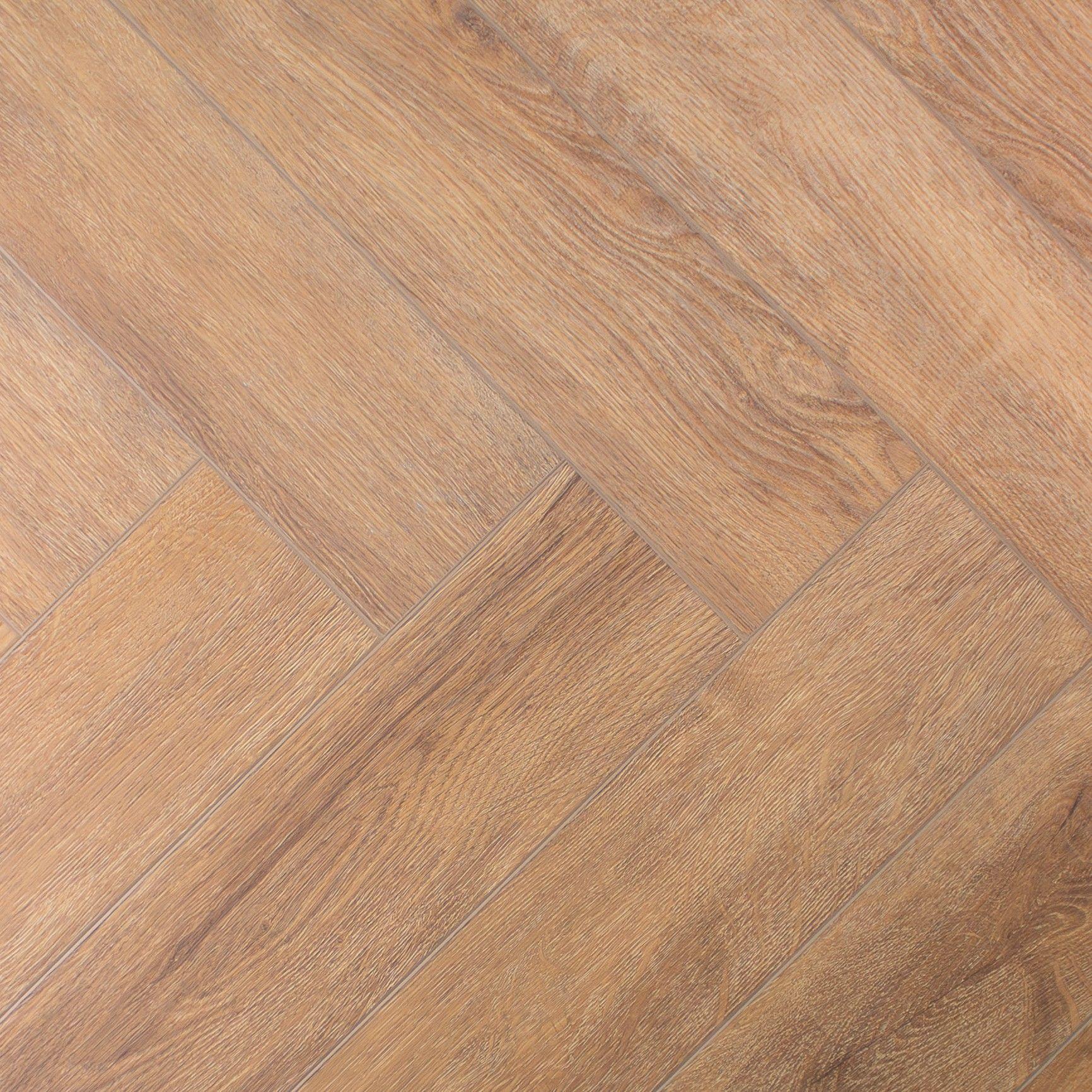 Evergreen Aqua Deluxe Pro Obsidian Oak SPC Vinyl Flooring, Herringbone, 122x6.5x610mm Image