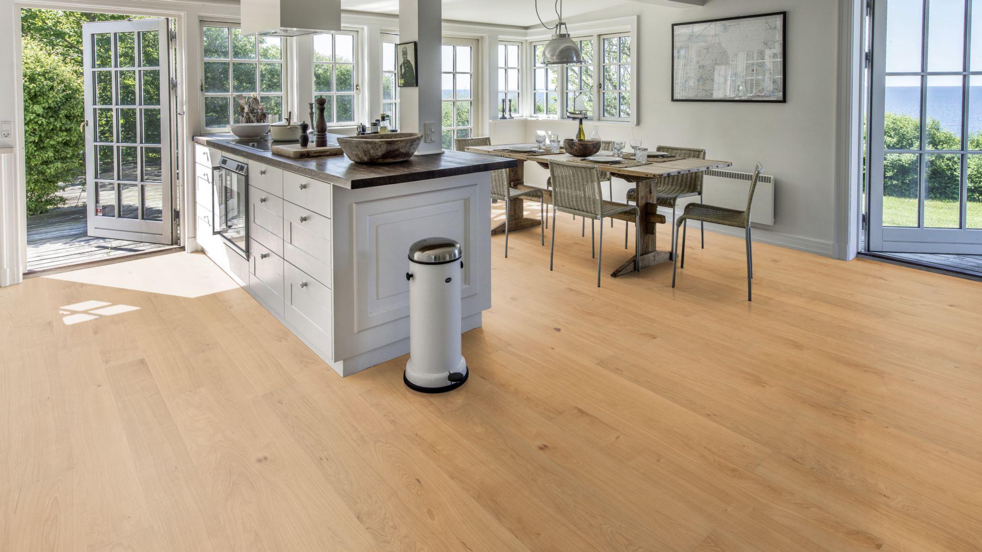 Kahrs Piazza Oak Piazza Cd Matt Engineered Flooring, Brushed & Matt Lacquered, 180x11x1800mm Image