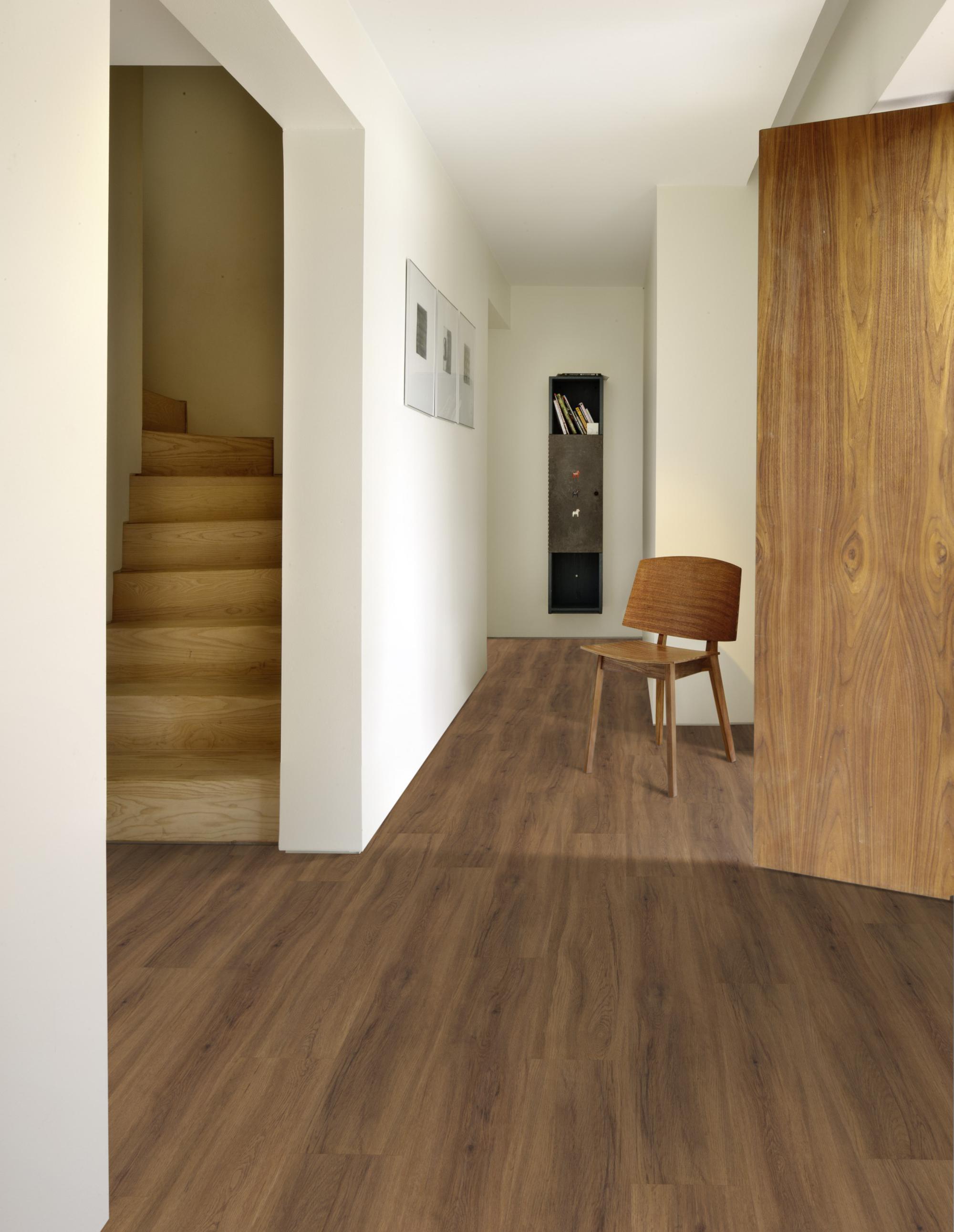 Kahrs Nature Redwood Click 6 Mm LVT Flooring, 218x6x1210mm Image