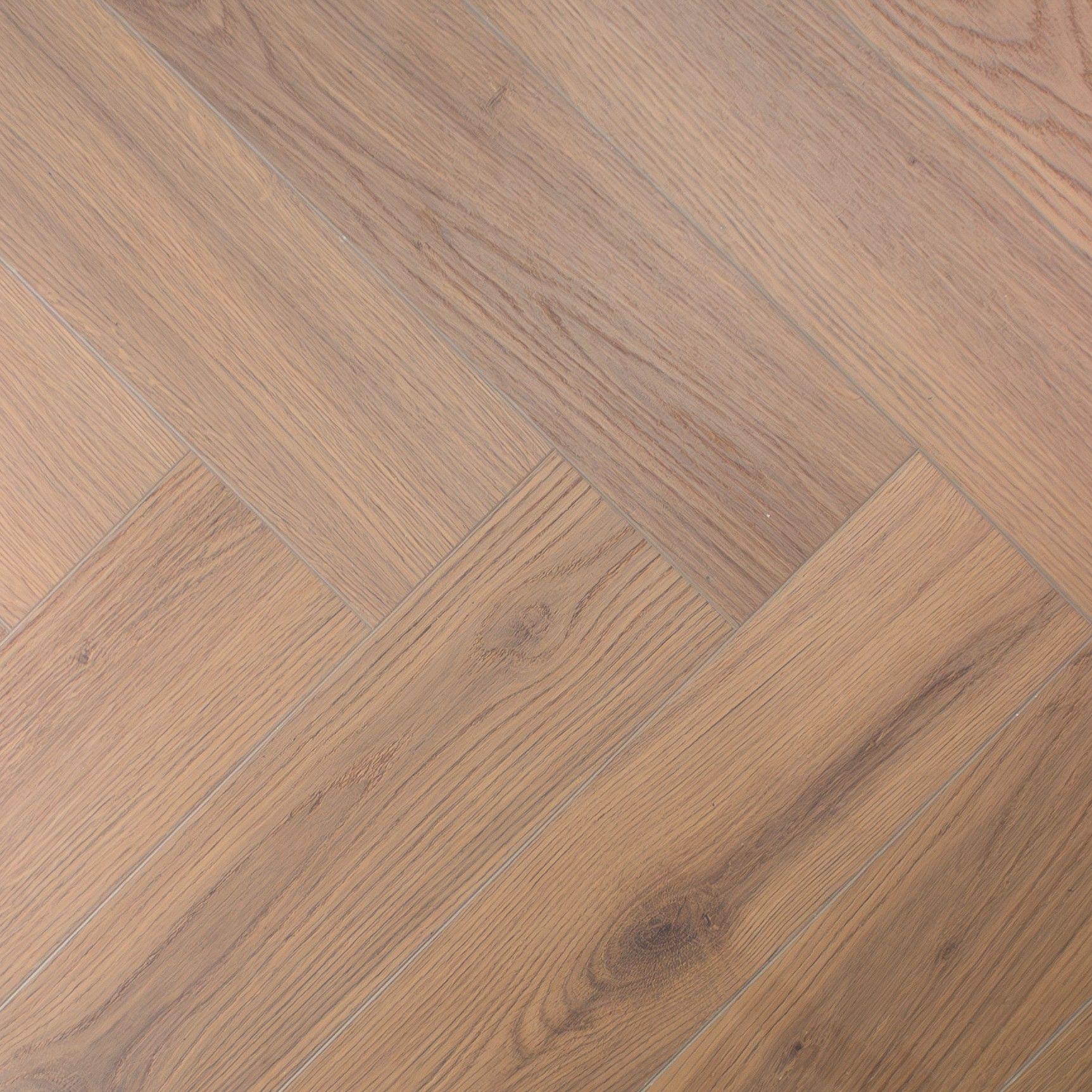 Evergreen Aqua Deluxe Bourbon Oak SPC Vinyl Flooring, Herringbone, 122x5x610mm Image